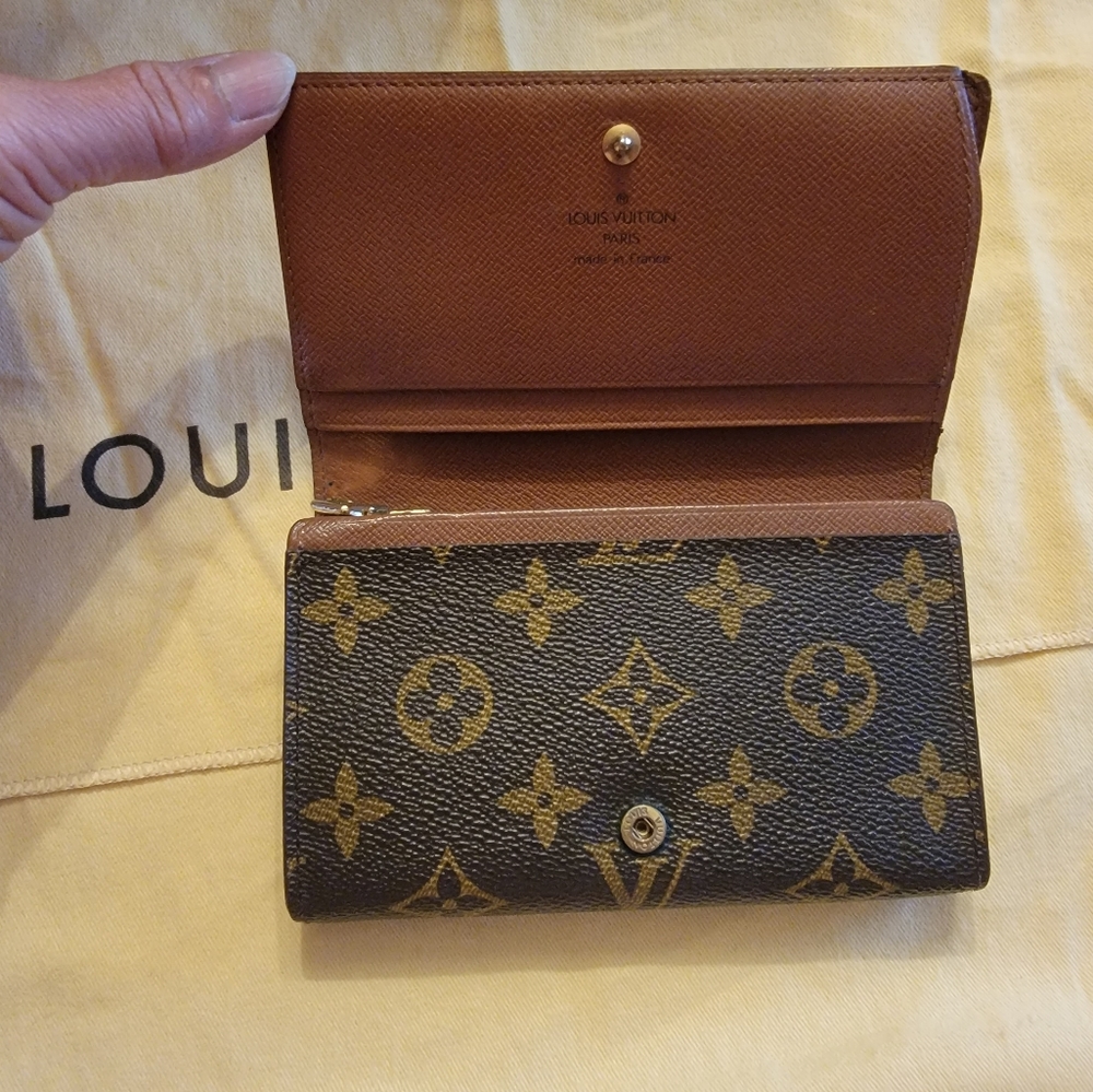 Louis vutton Wallet - Picture 12 of 12